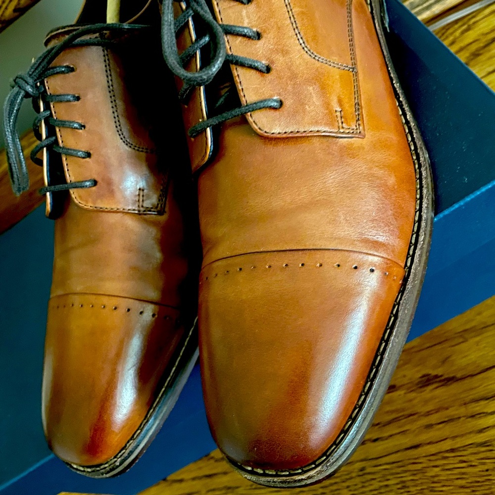 Grand OS Cole Haan Perfect used condition. Used 3 hours. Non smoker no pets.